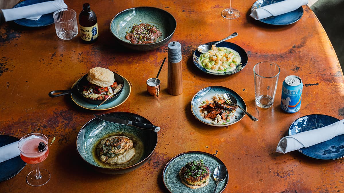 Ollie & Park's happy hour in Denver - Happy Hour